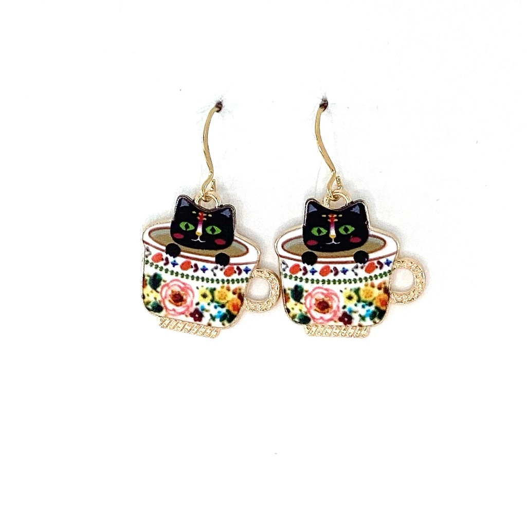 Teapot Cat Earrings Nwt